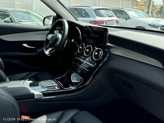 Mercedes-benz Clase Glc 200 D 4matic Amg Line (euro 6d) - BADAJOZ