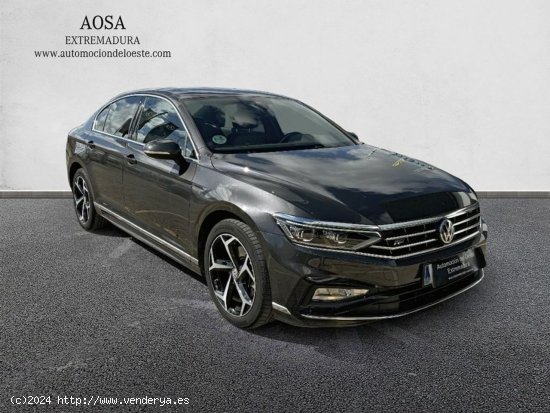 Volkswagen Passat Berlina 2.0 Tdi Bluemotion Tech. 6t R-line 2019 - BADAJOZ