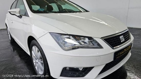 Seat Leon 1.6TDI 90CV BERLINA ESTA NUEVO - Badajoz