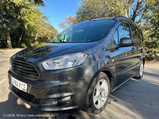 Ford Tourneo Courier 1.5 TDCI 95cv - Les Franqueses