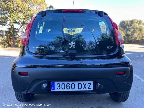 Peugeot 107 5p Basic  1.0 i 68cv - Les Franqueses