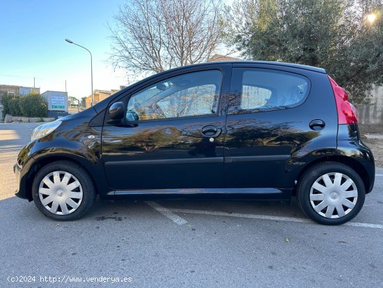 Peugeot 107 5p Basic  1.0 i 68cv - Les Franqueses