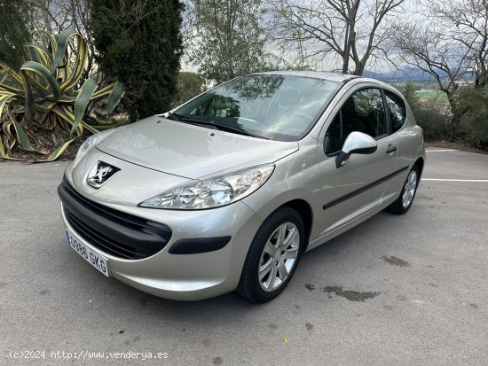 Peugeot 207 1.4 HDI  68cv - Les Franqueses