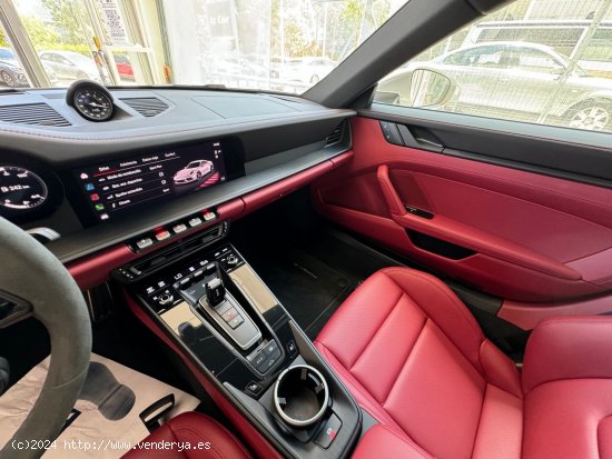 Porsche 911 Carrera 4 GTS Coupé - Las Rozas de Madrid