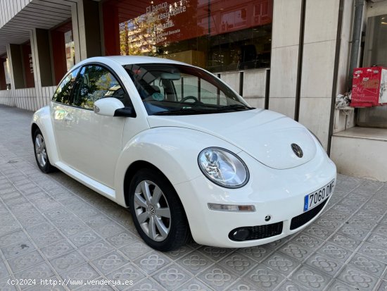 Volkswagen New Beetle 2.0 Auto 115CV - Barcelona