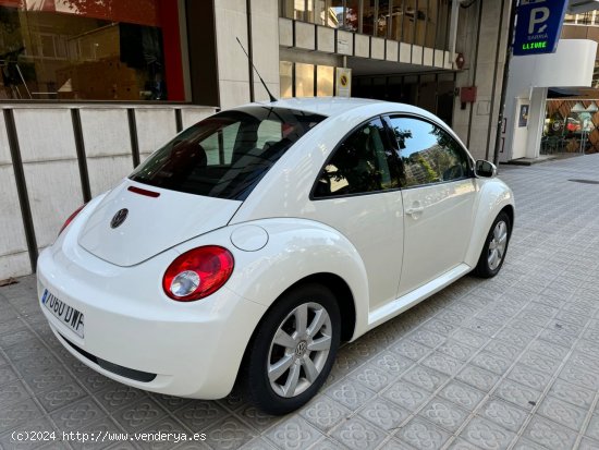 Volkswagen New Beetle 2.0 Auto 115CV - Barcelona