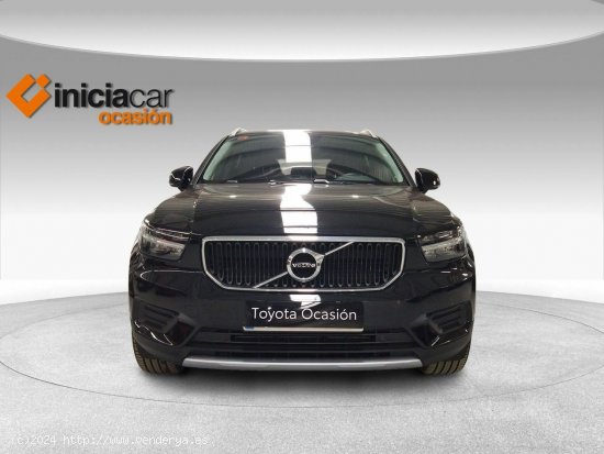 Volvo XC40 2.0 D4 AWD Momentum Auto - Málaga