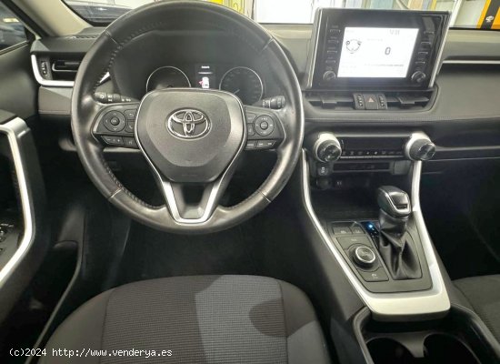 Toyota Rav4 Hybrid 4x4 Business - 