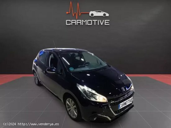 Peugeot 208 Signature 1.2L PureTech 60KW (82CV) - Coslada