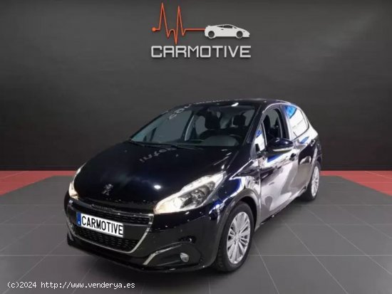 Peugeot 208 Signature 1.2L PureTech 60KW (82CV) - Coslada