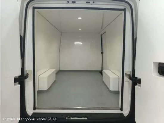 Volkswagen Crafter ISOTERMO REFORZADO L3H2 102CV - Coslada