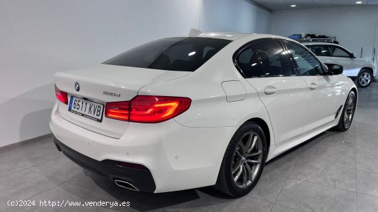 BMW Serie 5 BMW 5 Series (G30/G31) 520d 2.0 d Steptronic 8 - Sevilla