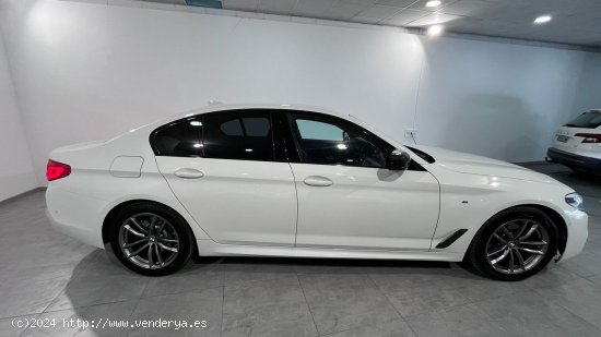 BMW Serie 5 BMW 5 Series (G30/G31) 520d 2.0 d Steptronic 8 - Sevilla