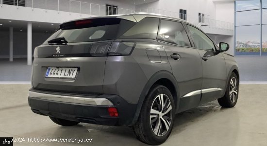 Peugeot 3008 1.5BLUEHDI ALLURE PACK S&S 130 - Sevilla