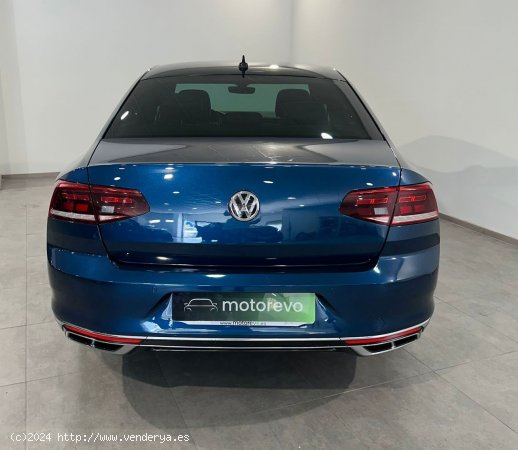 Volkswagen Passat R-LINE 2.0 TDI 150CV AT7 E6DT - Sevilla