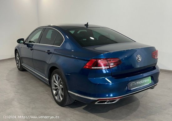 Volkswagen Passat R-LINE 2.0 TDI 150CV AT7 E6DT - Sevilla