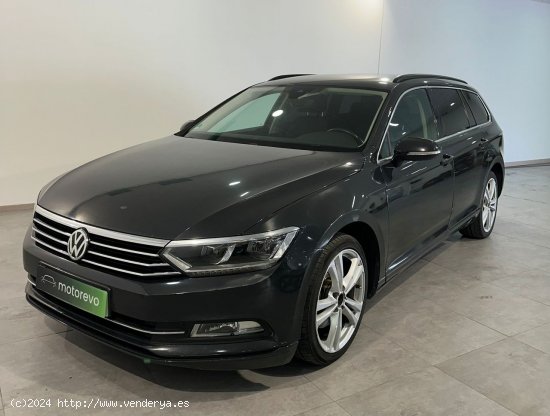 Volkswagen Passat Variant 2.0 - Sevilla