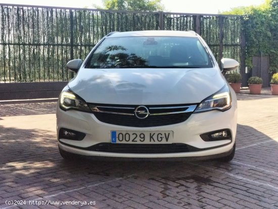 Opel Astra Sports Tourer  1.6 CDTI BUSINESS + - Madrid