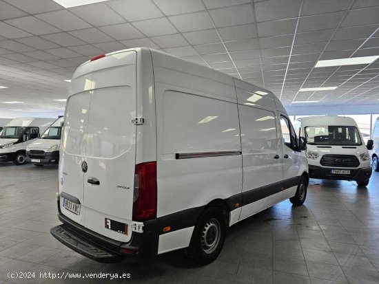 Mercedes Sprinter 311CDI L2 H2 2.2 114CV - Lugo