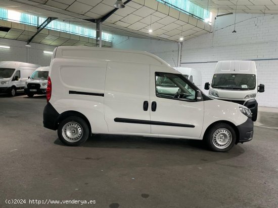 Fiat Doblo Cargo Cargo Base XL 1.6 XL - Lugo