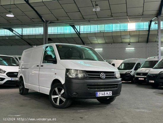 Volkswagen Transporter 2.0TDI 102CV - Lugo