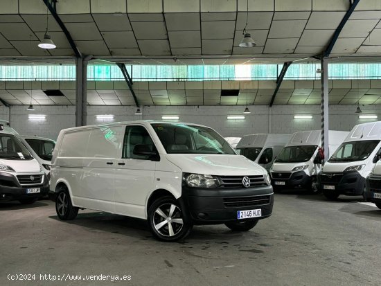 Volkswagen Transporter 2.0TDI 102CV - Lugo