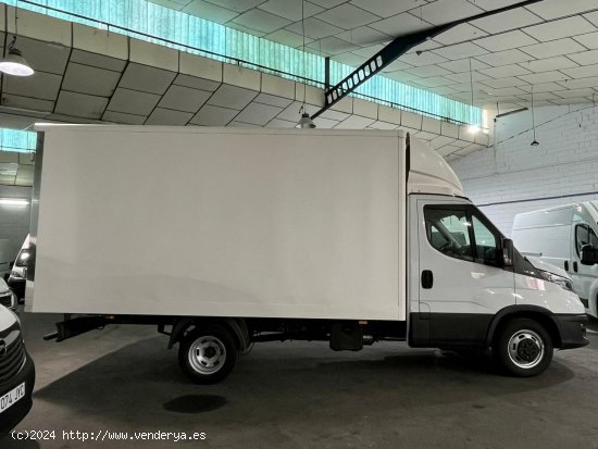 Iveco Daily CHASIS CABINA CARROZADO PAQUETERO 2.3td 155cv 35C16 - Lugo