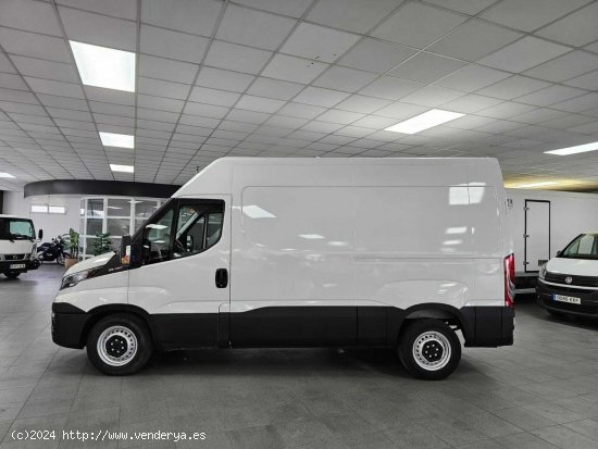 Iveco Daily L2 H2 2.3TD 127CV - Lugo