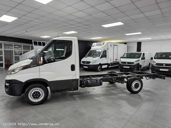 Iveco Daily CHASIS CABINA 35C 14H - Lugo