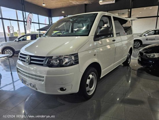 Volkswagen Transporter KOMBI 2.0TDI 180CV AUTOMATICA OFICINA MOVIL  CON TOLDO Y PLACA SOLAR CAMPER -