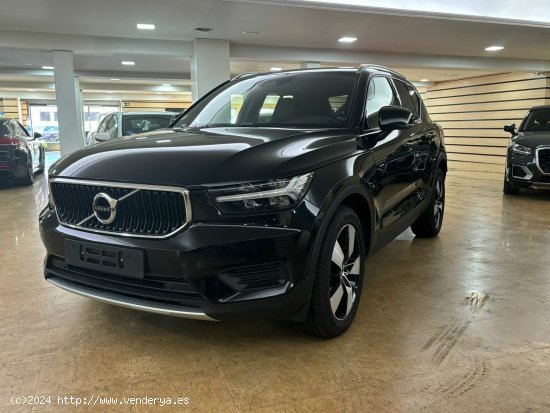 Volvo XC40 2.0 D3 Momentum - Lugo