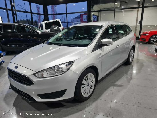 Ford Focus Wagon Ford Focus Clipper 1.5 TDCI 70kW S/S Trend 5d ALQUILER CON DERECHO A COMPRA - Lugo