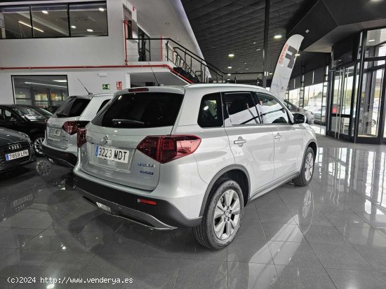 Suzuki Vitara HIBRIDO 4X4 - Lugo