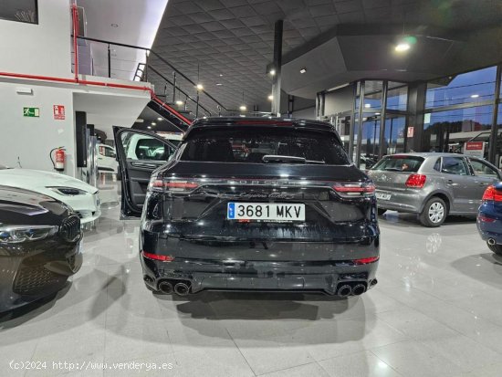 Porsche Cayenne Turbo S EHybrid - Lugo