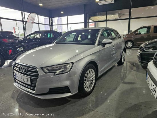 Audi A3 sportback s-tronic 1.6tdi 110cv - Lugo