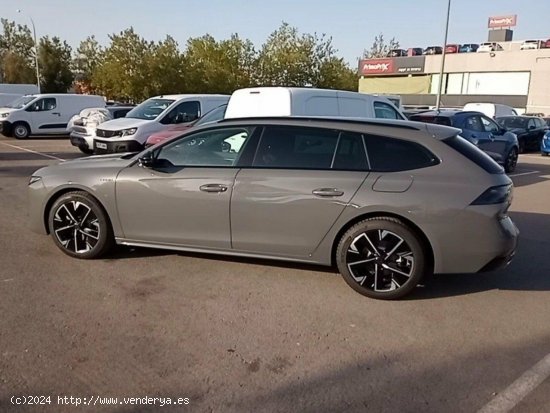 Peugeot 508 Hybrid SW GT HYBRID 225 e-EAT8 - 