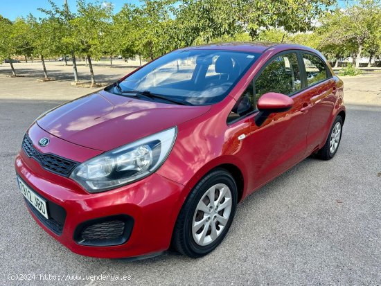 Kia Rio 1.2i - 