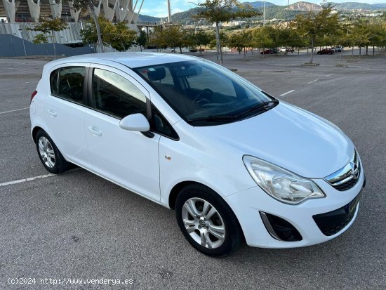 Opel Corsa 1.2 - 