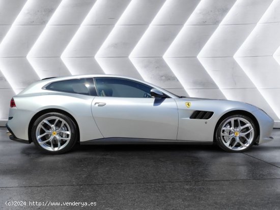 Ferrari GTC4 Lusso T DCT - Marbella