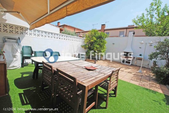  Unifamiliar adosada en venta  en Castellar del Vallès - Barcelona 