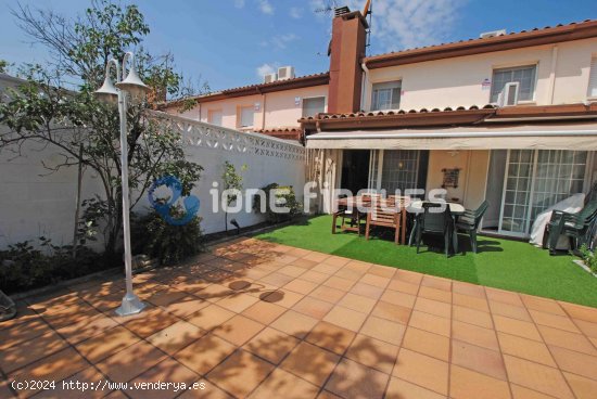 Unifamiliar adosada en venta  en Castellar del Vallès - Barcelona