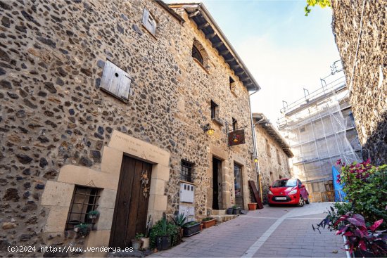 Casa de pueblo en venta  en Santa Pau - Girona