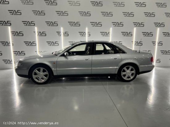 Audi S8 4.2 QUATTRO TIPTRONIC V8 340cv – SÓLO 49.000km - Palafrugell