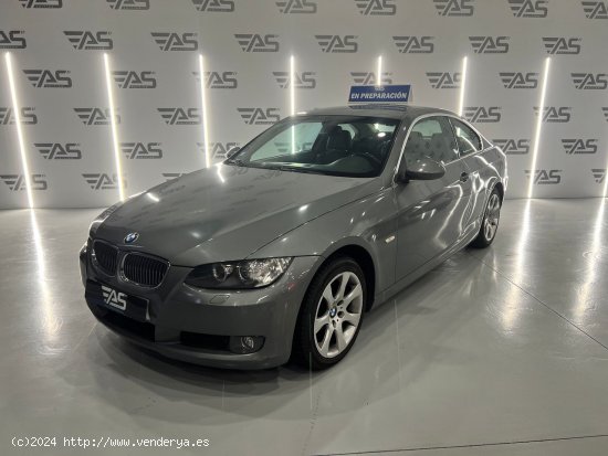 BMW Serie 3 330d Auto. 232cv 2p. - Figueres