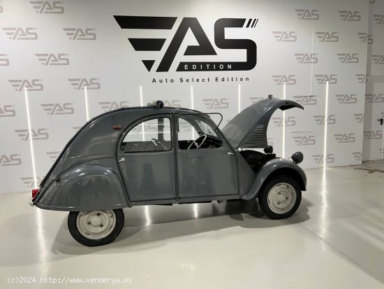 Citroën 2 cv DESCAPOTABLE AZ (1954 – 1963) - Figueres