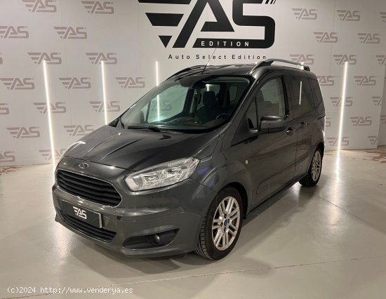  Ford Tourneo Courier 1.5 TDCi 70kW (95CV) Trend - 2 Puertas correderas - Palafrugell 