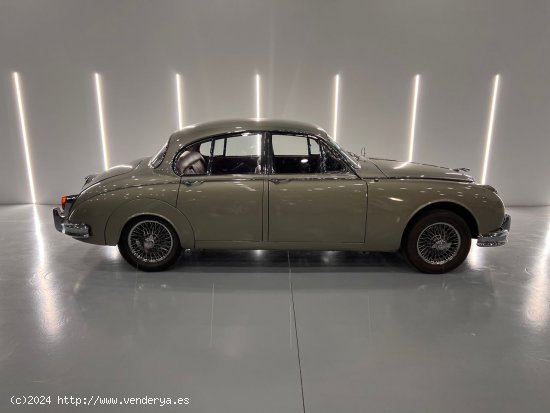 Jaguar MKII 3.4 210cv 5p del 1962 - Figueres