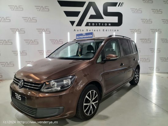  Volkswagen Touran 1.6 TDI 105cv Advance - 7 PAZAS - Palafrugell 