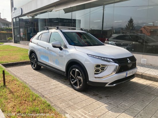 Mitsubishi Eclipse Cross 2.4 PHEV Kaiteki Auto 4WD - Vigo