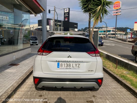 Mitsubishi Eclipse Cross 2.4 PHEV Kaiteki Auto 4WD - Vigo